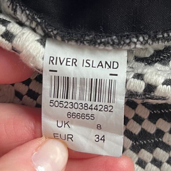 River Island Trendy Ivory Black Print Split Front Skirt Women's Size US XS UK 8 - Picture 10 of 12